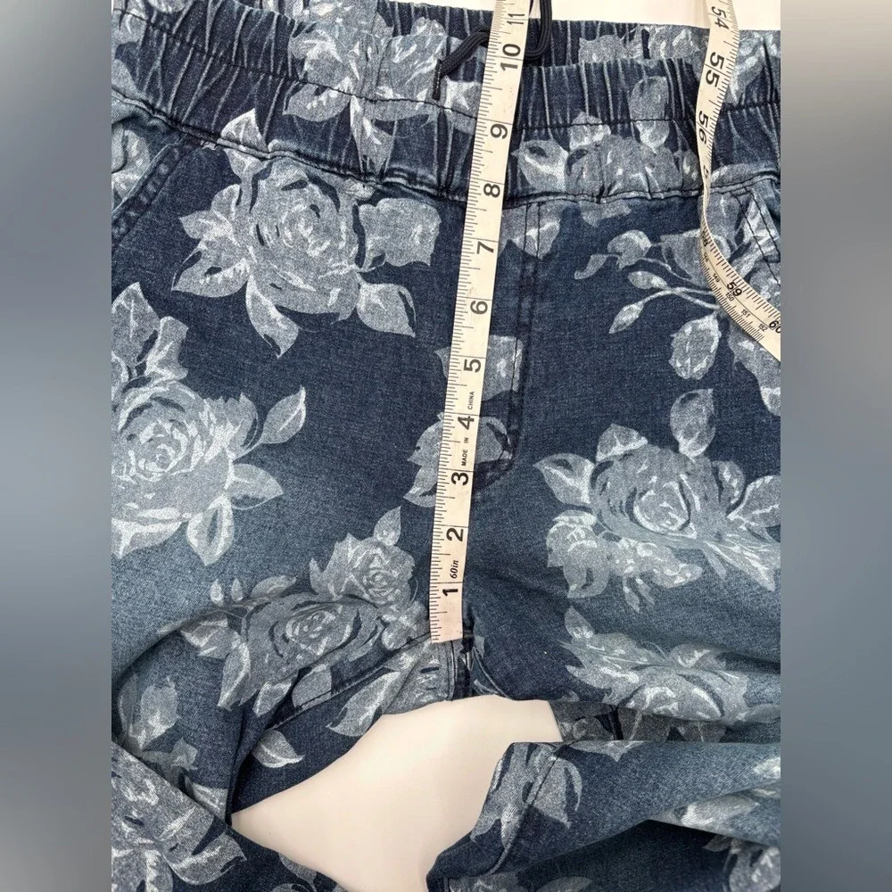 Juicy Couture Laguna Floral Print Jogger Jean Size 26 Blue Pull On Stretch Waist